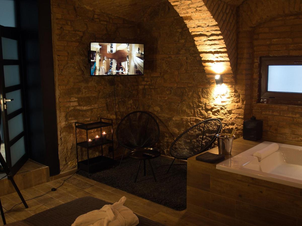 ליברץ Wellness Gallery Apartments מראה חיצוני תמונה