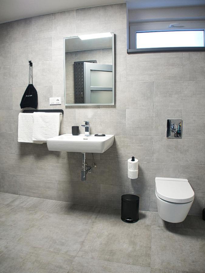 ליברץ Wellness Gallery Apartments מראה חיצוני תמונה